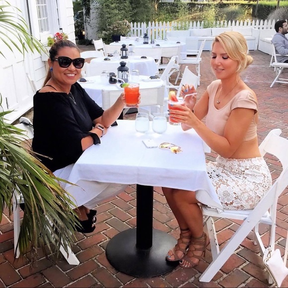 🐚 WHITE TAN CROCHET SKIRT! - Picture 10 of 11